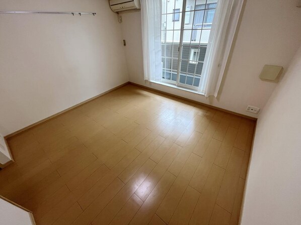 フォーシーズンの物件内観写真